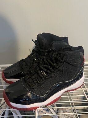 Air Jordan 11 Retro Bred